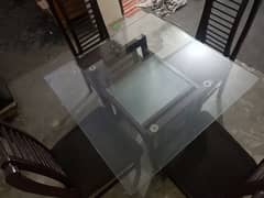 Brand new dinning table with 4 chairs