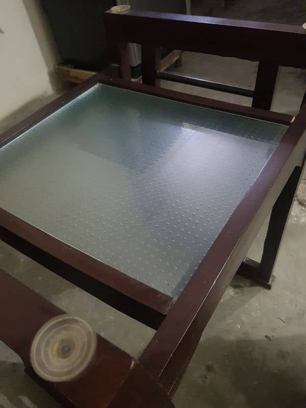 Brand new dinning table with 4 chairs 8