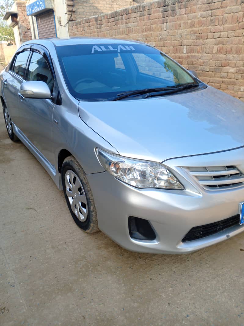 Toyota Corolla GLI 2011 12