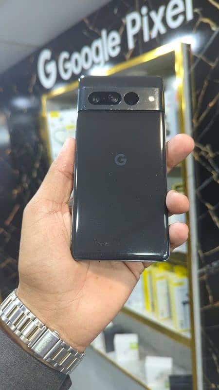 All Google Pixel Models and Other Mobiles Available 15