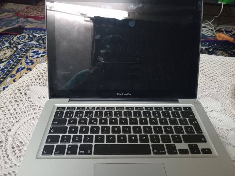 macbook pro 2010 8gb ram 512 ssd 0