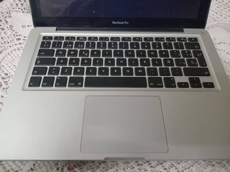 macbook pro 2010 8gb ram 512 ssd 1