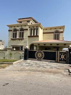 Seprate Single Story House Available For Rent in Gulraiz