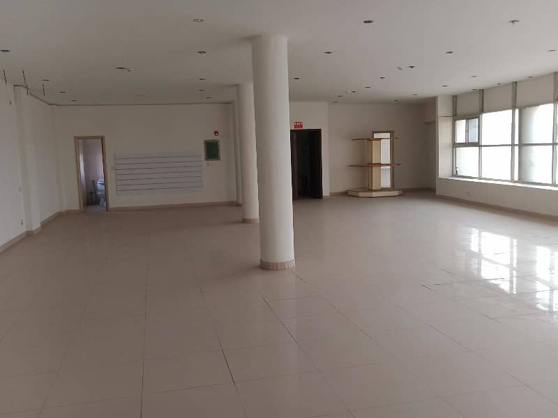 4000 SQUARE FEET OFFICE BASEMENT BRAND NEW PLAZA WITH ELEVATOR EXCELLENT LOCATION 10