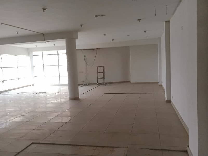 4000 SQUARE FEET OFFICE BASEMENT BRAND NEW PLAZA WITH ELEVATOR EXCELLENT LOCATION 16