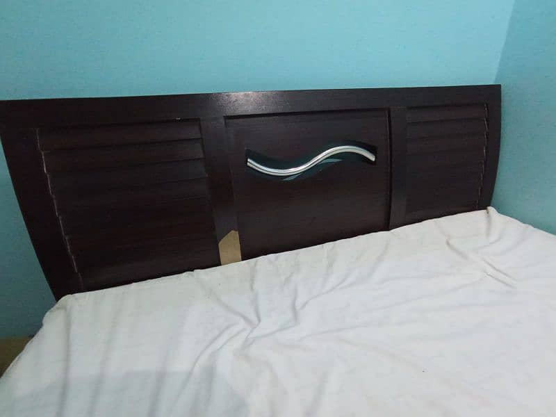 king size bed matric free 1