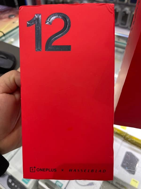 one plus 12  16/512gb 1