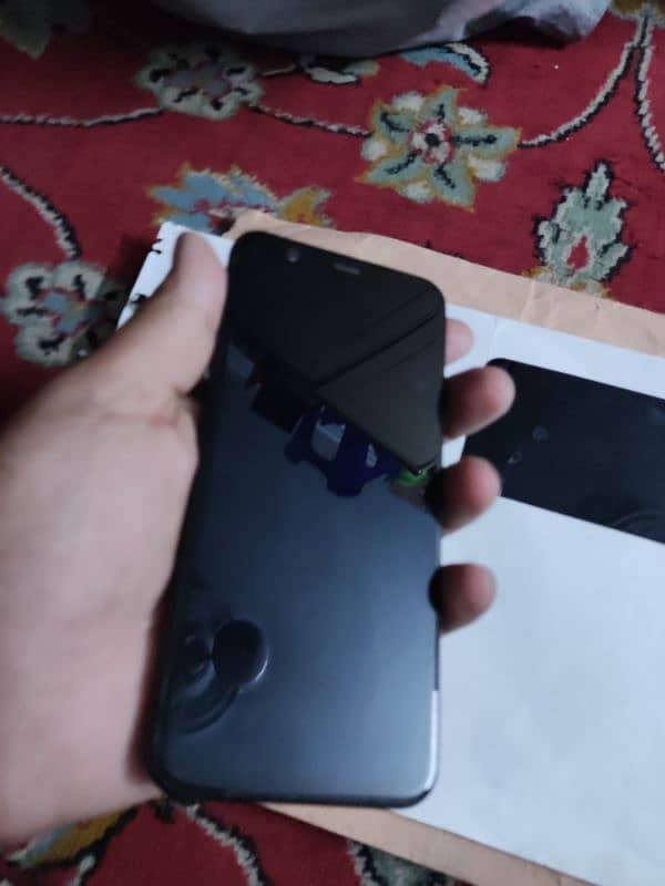 Google Pixel 4 3