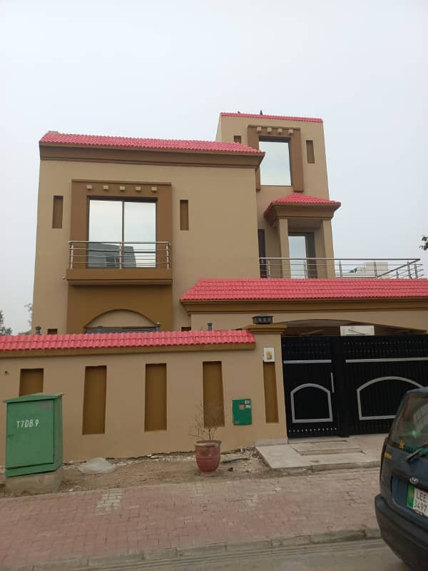 10 Marla Renovated House Available For Sale In Tipu Sultan Block Sector F Bahria Town Lahore 0