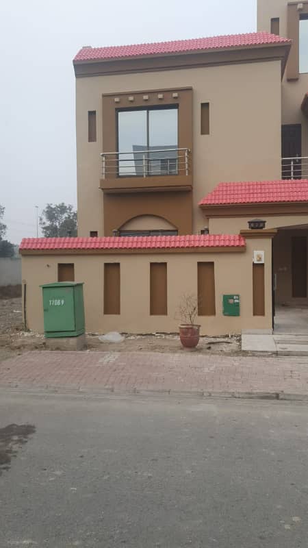 10 Marla Renovated House Available For Sale In Tipu Sultan Block Sector F Bahria Town Lahore 8