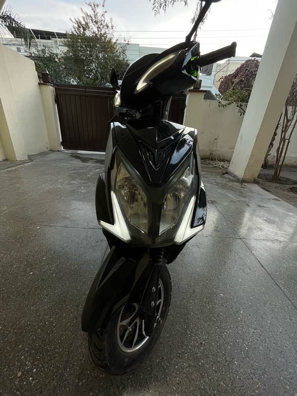 Scooty 125cc Hero Petrol 5