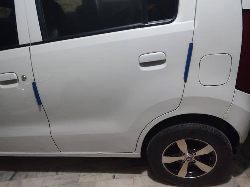 Suzuki Wagon R 2020 1