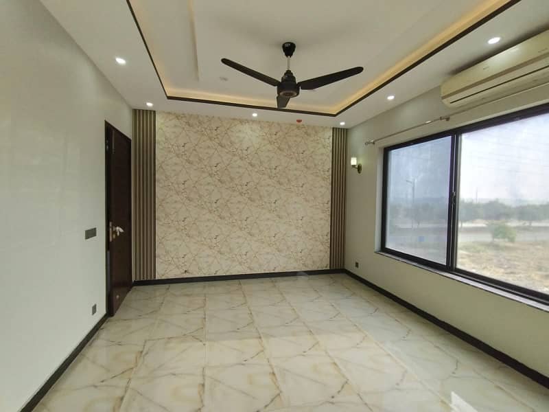 1 Kanal Modern Design Low Price Brand New Luxury Palace FOR RENT 24