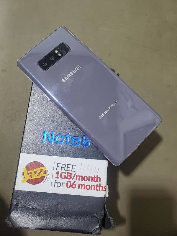 Samsung Note 8 official 0