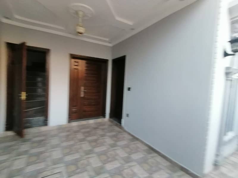 Prime Location House Sized 5 Marla Available In Central Park Housing Scheme 5