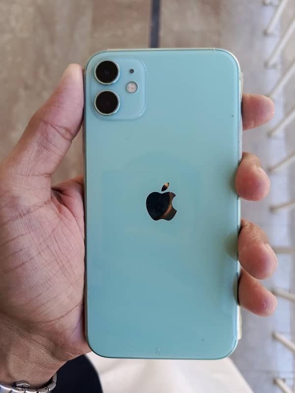 Iphone 11 64 GB PTA Approved 10/10 1