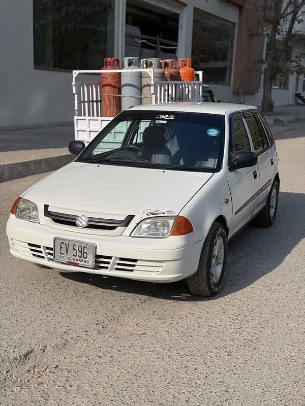 Suzuki Cultus 2015 1