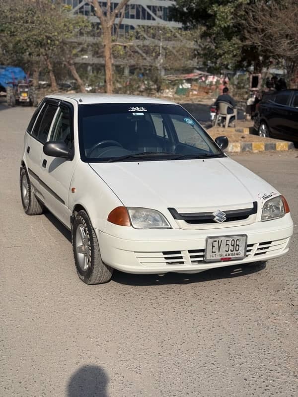 Suzuki Cultus 2015 2