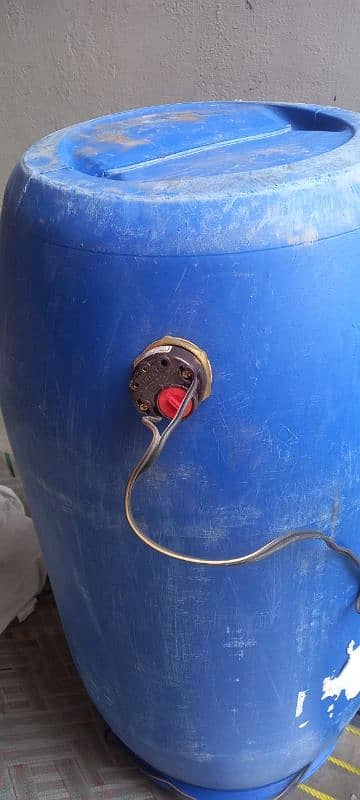 Water Drum with attached heating rod 0