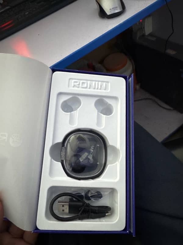 RONIN EarPod headphones 2