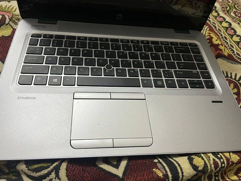 hp elitebook i5 7th generation 8