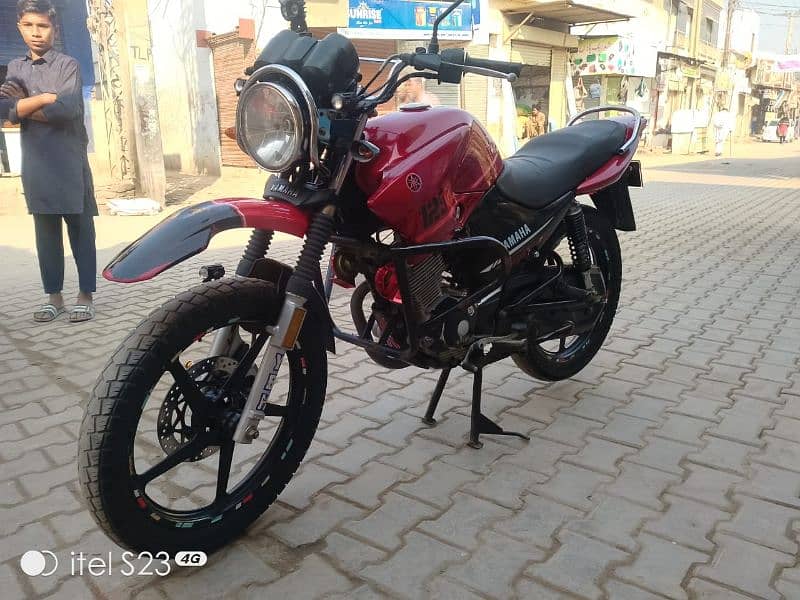 yahama 125 YBRG bikes for sale in Lahore 03144877010 1