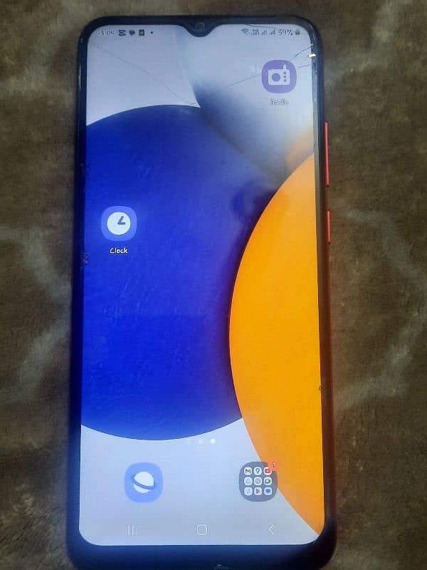 I am selling my phone samsung a03 64gb exchange possiable 7