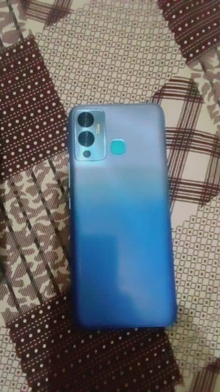 infinix hot 12 play 4/64 with box 2