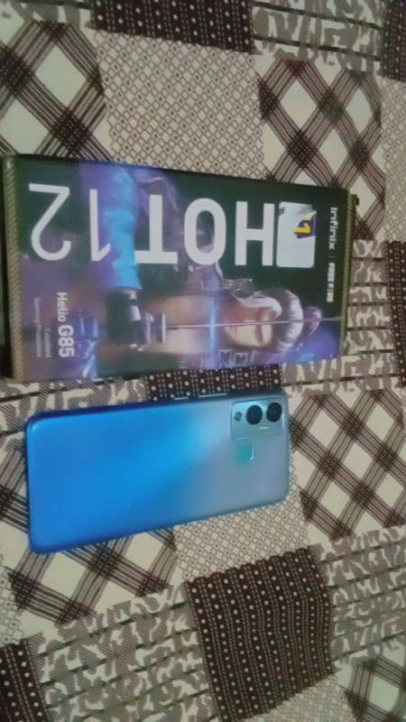 infinix hot 12 play 4/64 with box 6