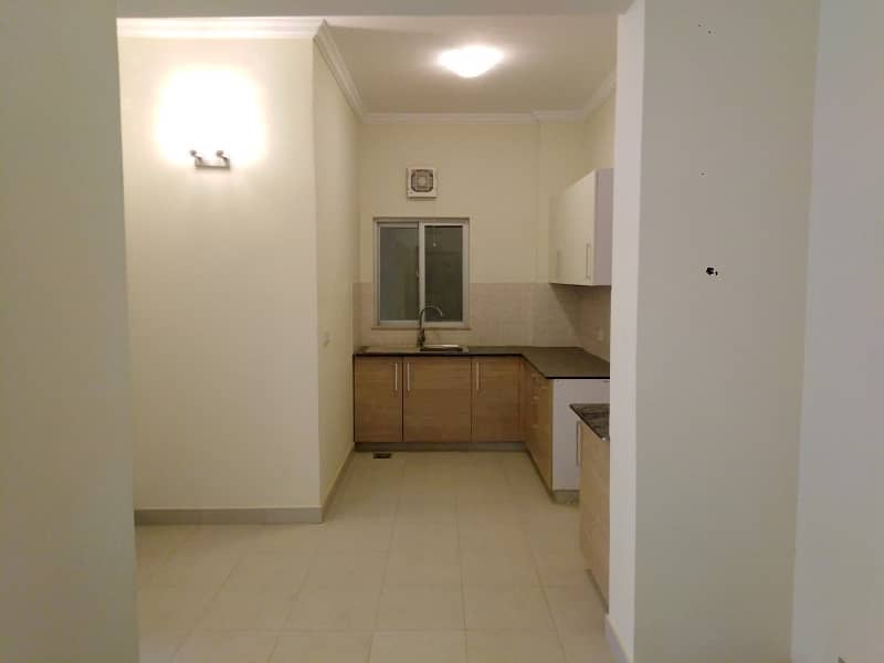 950 SQ feet apartment FOR RENT PRECINCT-19 Bahria Town Karachi. 6