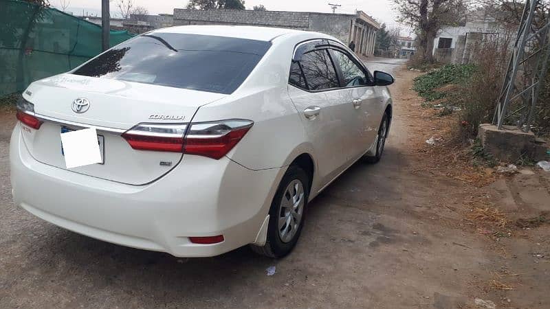 Toyota Corolla GLI 2018 good condition 1