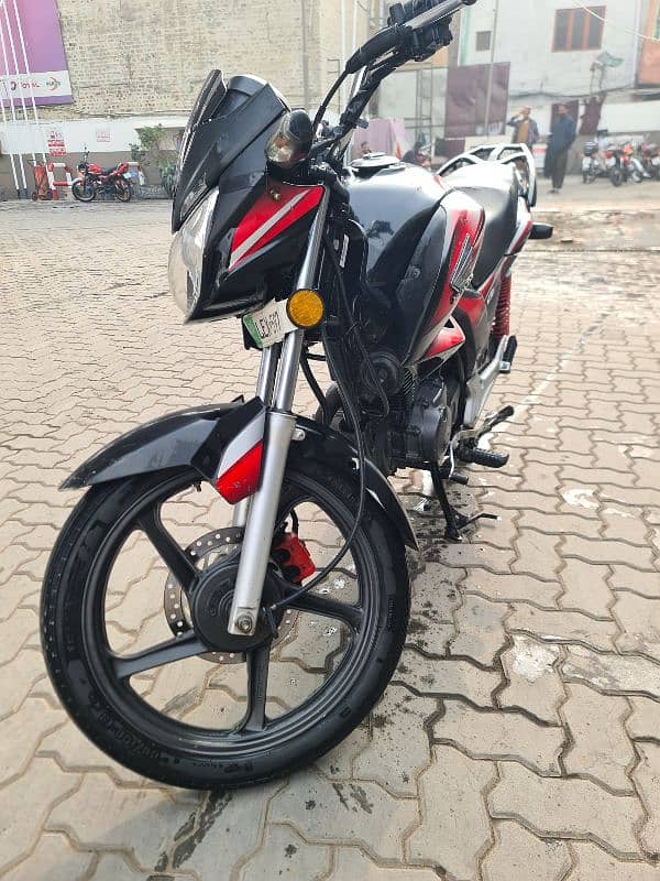 Honda CB 150 cc 1