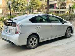 Toyota Prius 2012