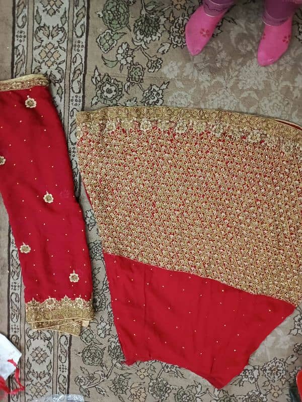 bridal lehnga 0