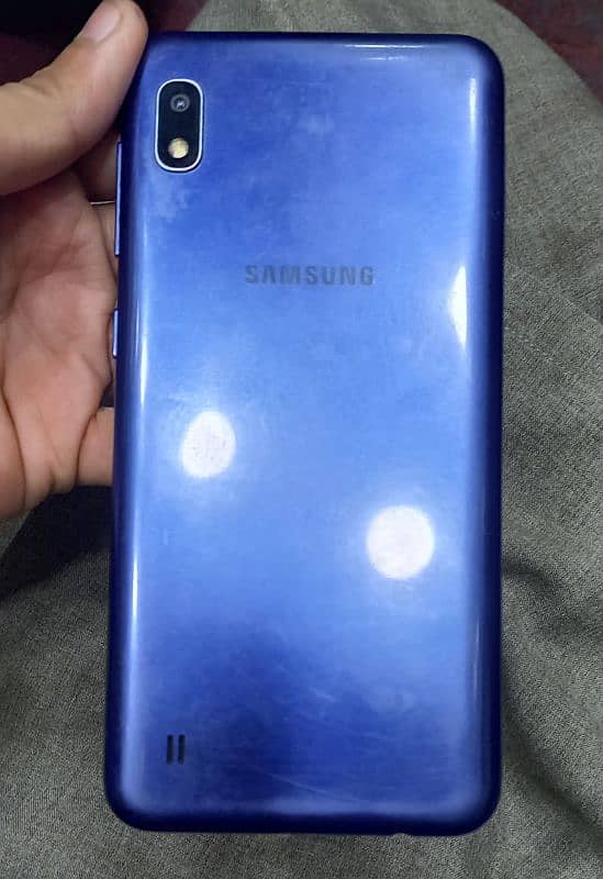 Samsung A10 2/32 for sale 0