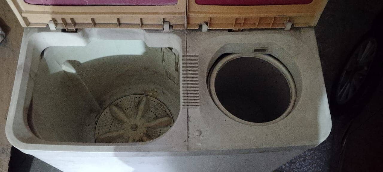 WASHING MACHINE WITH DRYER 0