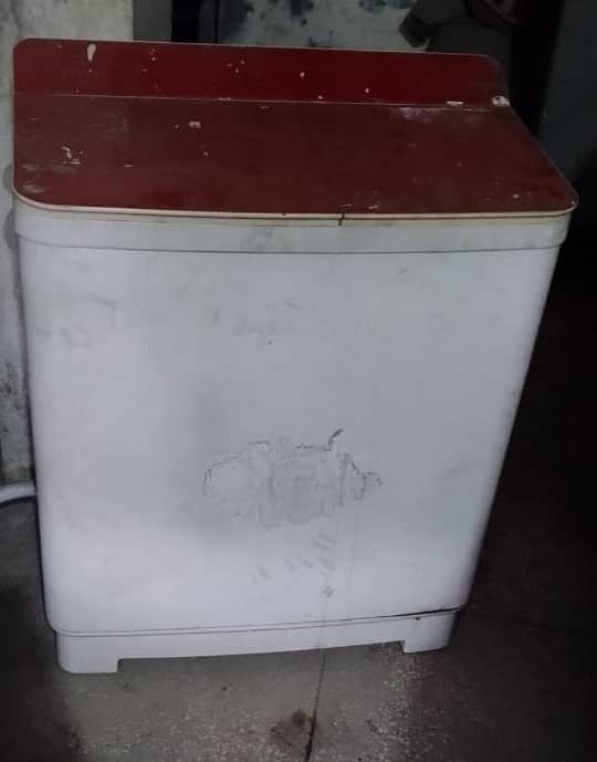 WASHING MACHINE WITH DRYER 1