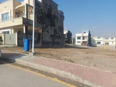 1 Kanal Pair Plots in Bahria Town Phase 8 Overseas 5, Prime Location Opposite DHA 4