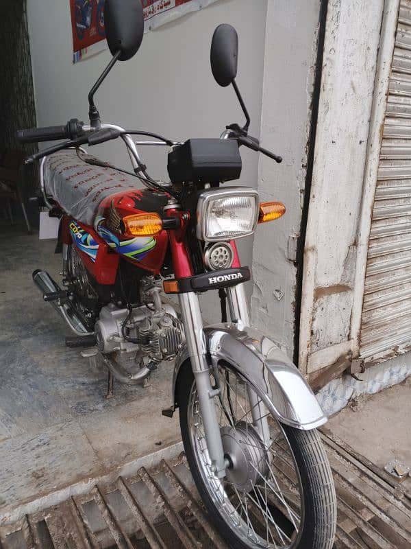 Honda CD 70 2024 2