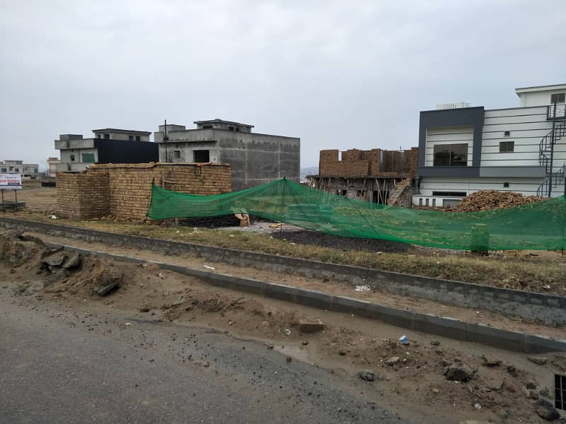 10 Marla Pair Plots Top-Heighted Location with Direct Access to Bahria Expressway 8