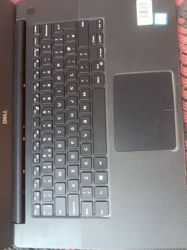 "Dell Laptop Model 23H2 - 1