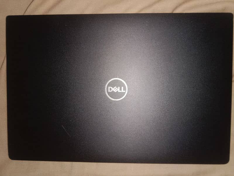 "Dell Laptop Model 23H2 - 5