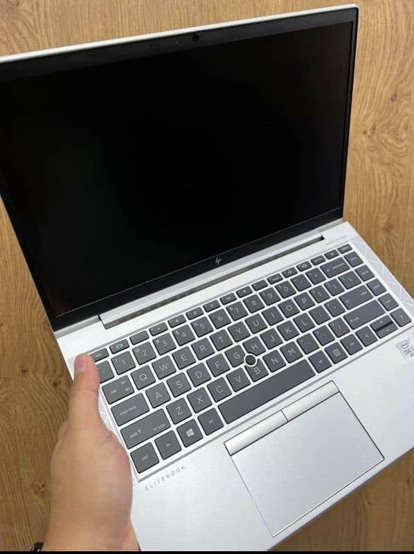 Hp Elitebook 840 g7 i5 10th generation. 3