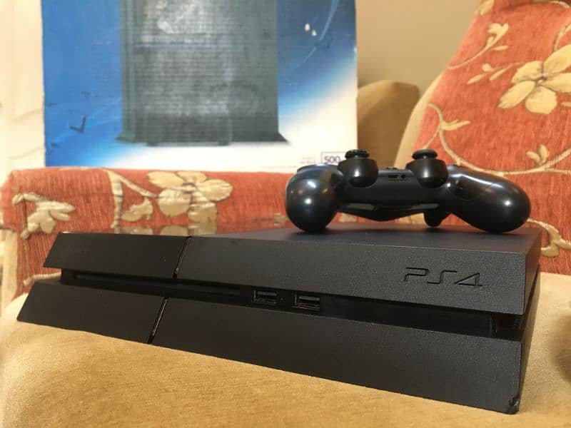 PS4 500GB with Box 2