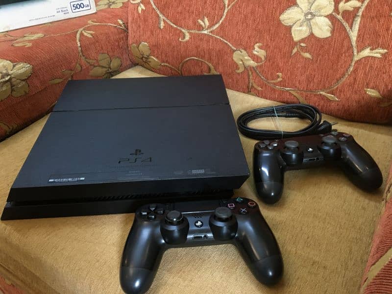 PS4 500GB with Box 8