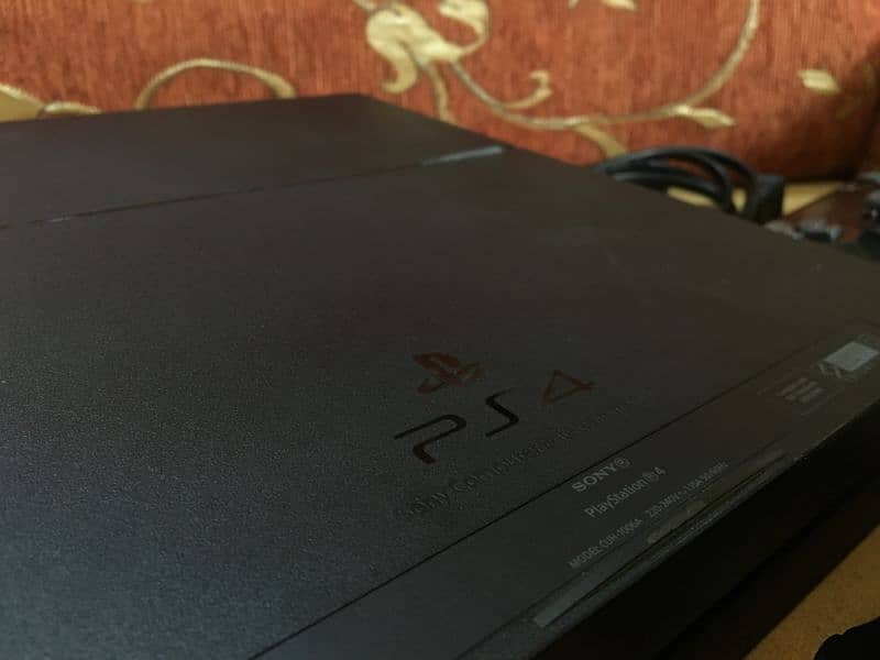 PS4 500GB with Box 9