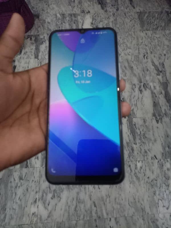 vivo y12s  3/32 mobile or charger hy 1