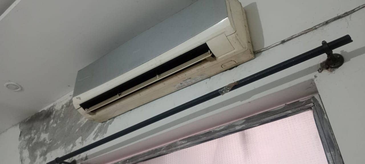 Haier 1.5 Tone split AC for Sale Good Condition 1