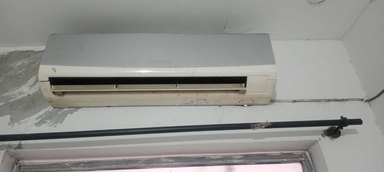 Haier 1.5 Tone split AC for Sale Good Condition 2