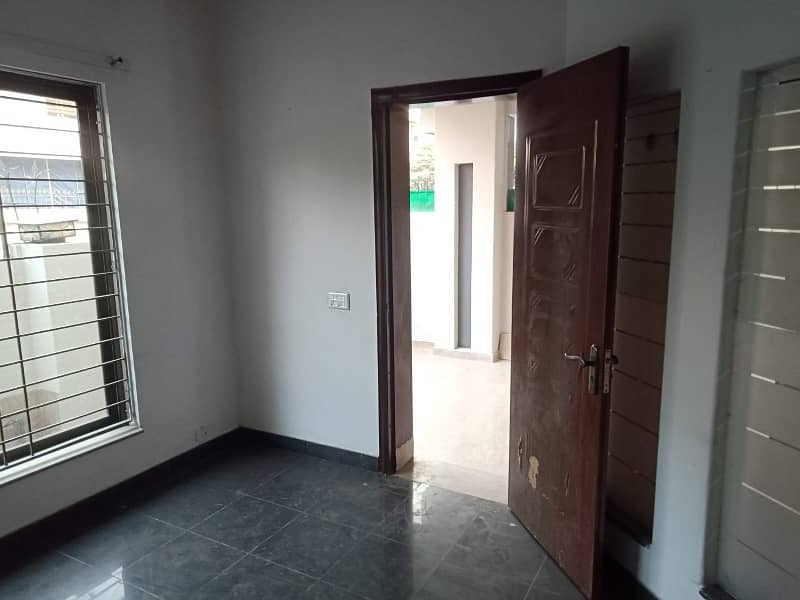 5 Marla Full House Available For Rent in New Super Town by DHA Phase 1, Block B, Defence Moor Lahore Cantt. 4